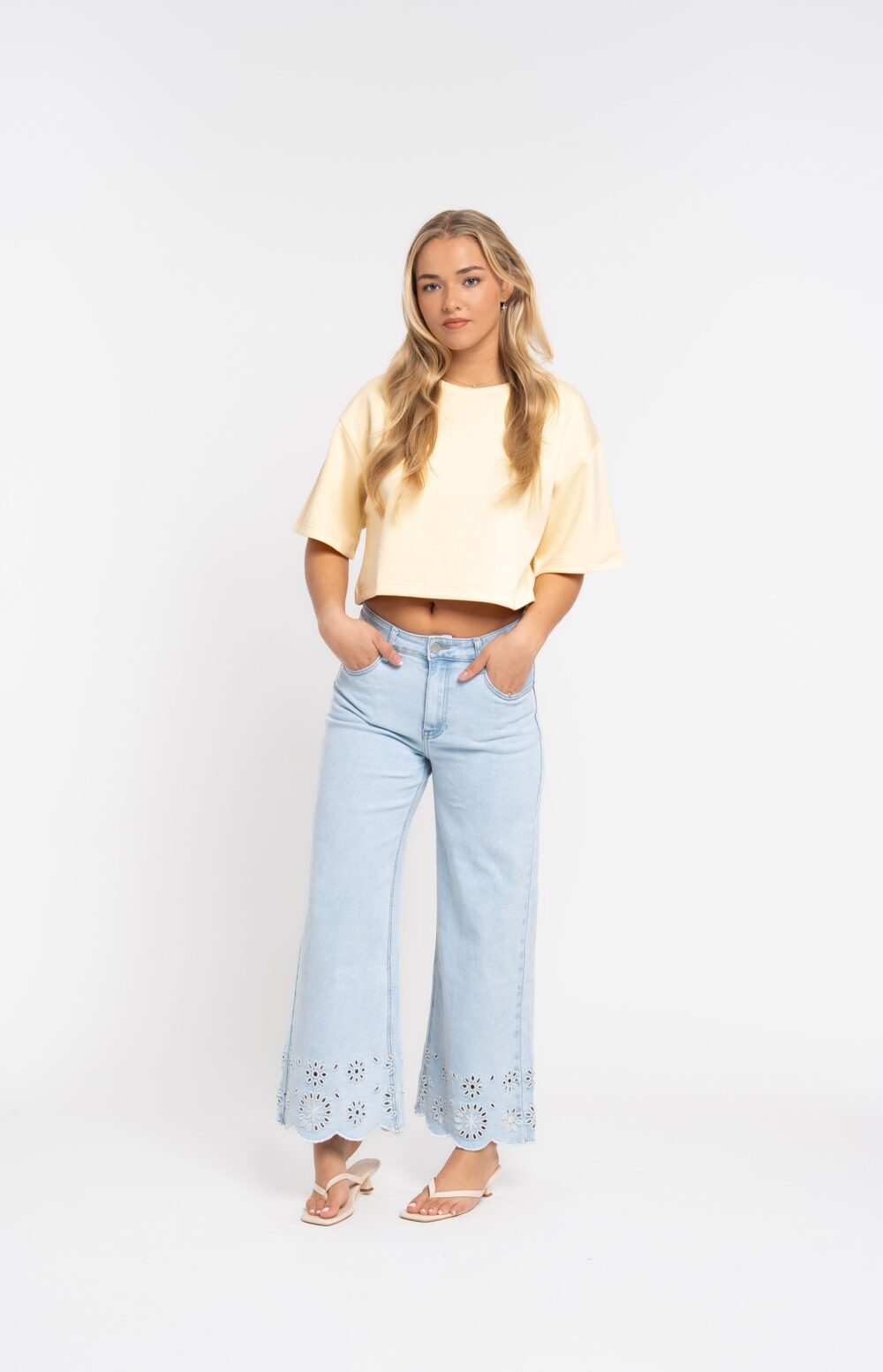 Spodnie jeans 3385-1