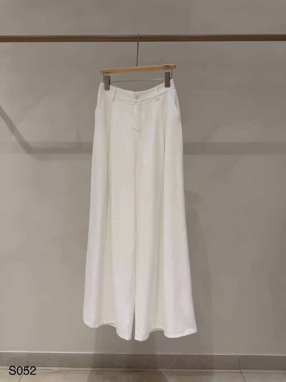 Spodnie S052